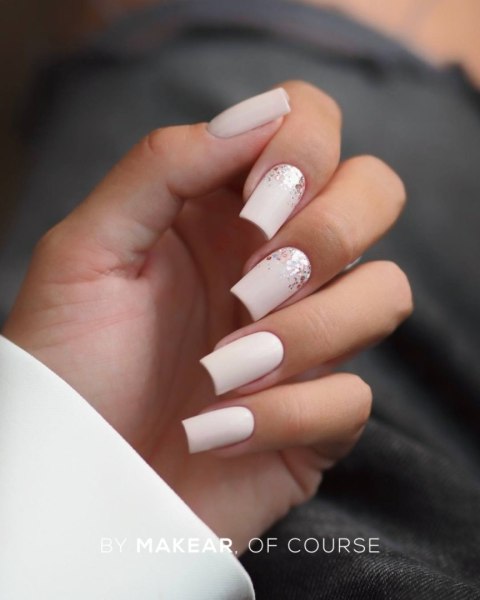 958 Thursday Lakier hybrydowy MAKEAR 8 ml