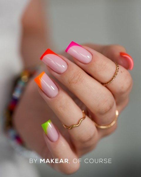 Builder&Bottle BG07 - żel w butelce 15ml